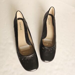 Josef Seibel Slip On Shoe Black Laser Cut Leather Wedge Size 40 NWT